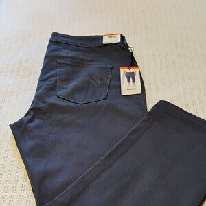 Santana Women's Jeans Tummy Control Size 16 NWT